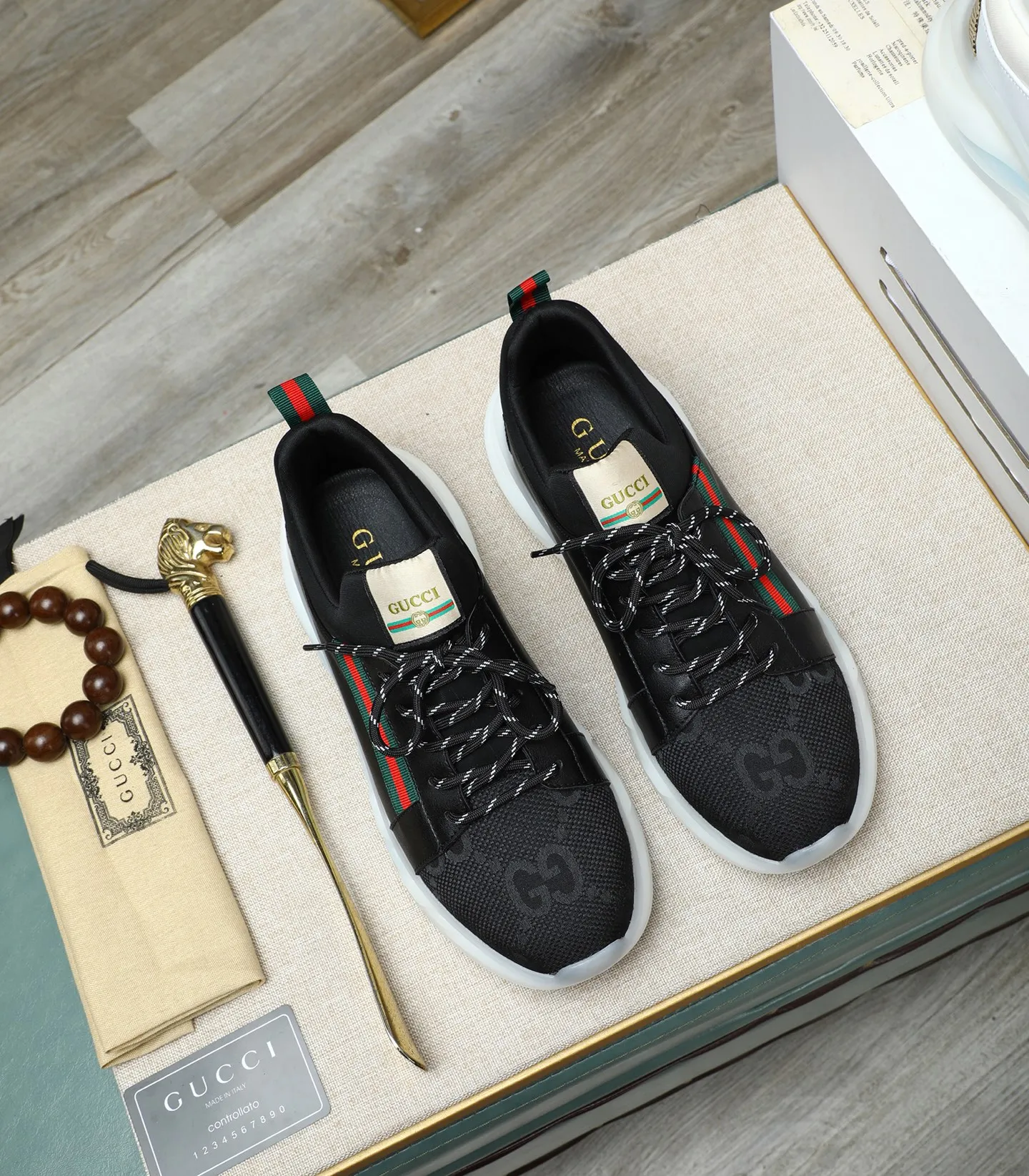 Men's shoes💰440 GUCCI🔍🔍Latest spring style On sale at the same time at the counter, original calfskin imported from Italy, genuine leather lining, (high-end, luxury, and class) exquisite workmanship, soles: original soles specially provided by the original factory, ⚠Exclusive double-layer movable molded soles are super comfortable⚠, real photos🎬The real ones are better🔍🔍"High quality·Follow the order" code number 38-44